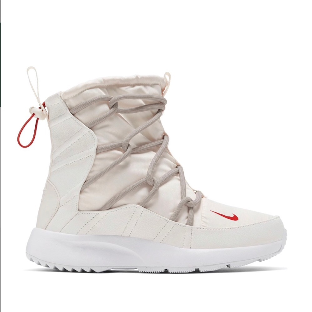 Nike Tanjun big rise